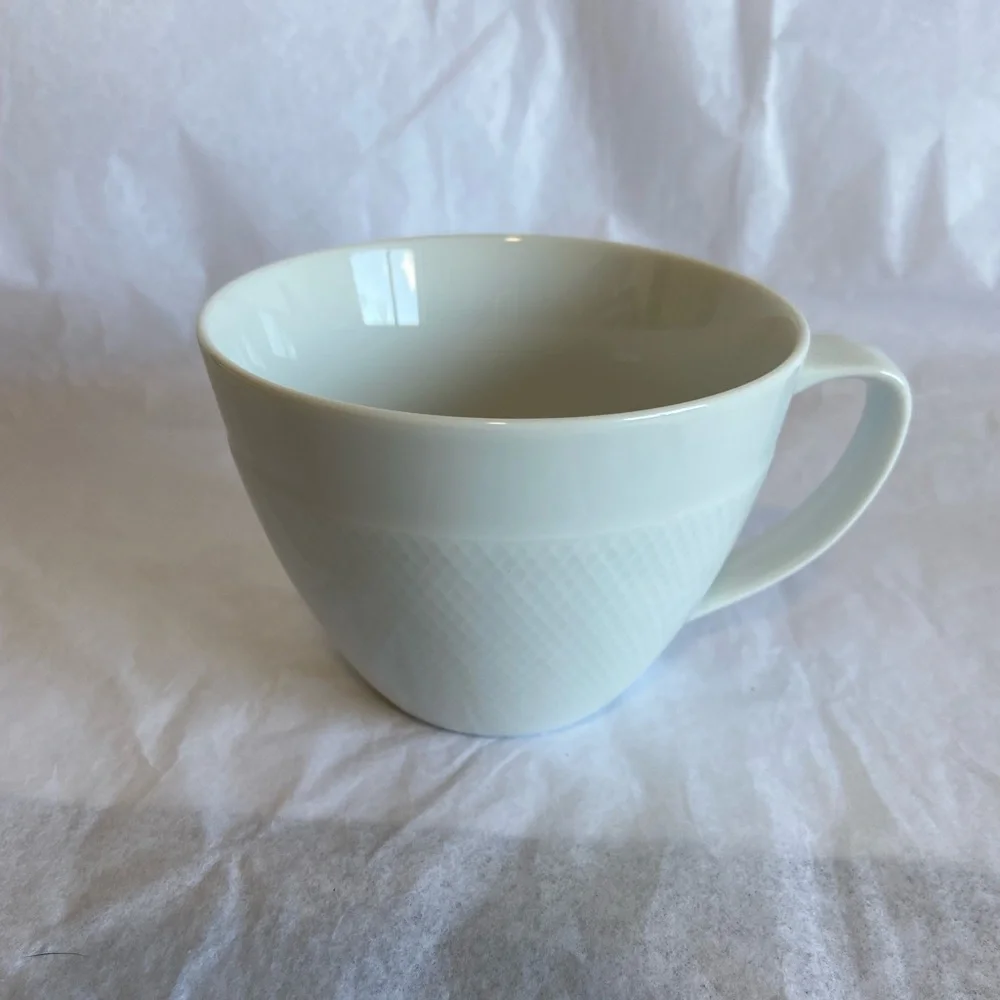 (6) Pottery Barn cups & saucer set